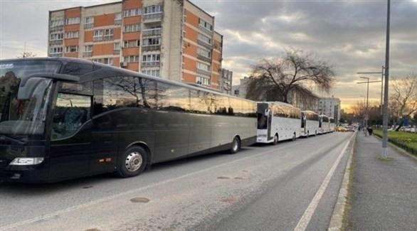حافلات مجانية في إسطنبول لنقل السوريين إلى الحدود اليونانية والبلغارية (تويتر)