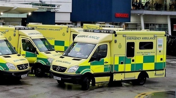 سيارات إسعاف بريطانية تنقل مصابين بفيروس كورونا للمشافي (أرشيف)