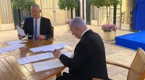  رئيس الوزراء الإسرائيلي بنيامين نتانياهو وخصمه السياسي بيني غانتس (أرشيف)