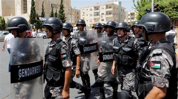 عناصر أمنية في الأردن (أرشيف / رويترز)