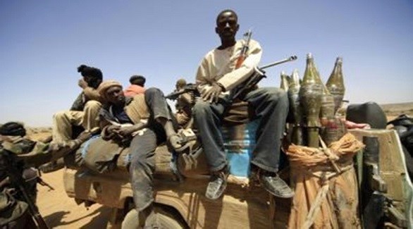 مسلحون من إحدى ميليشيات درافور في السودان (أرشيف)