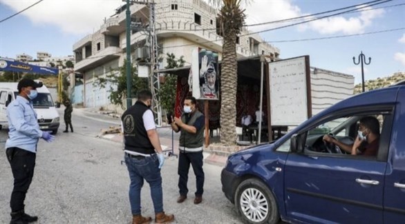 الأمن الفلسطيني يغلق أحد المعابر إلى مدينة الخليل (أرشيف)