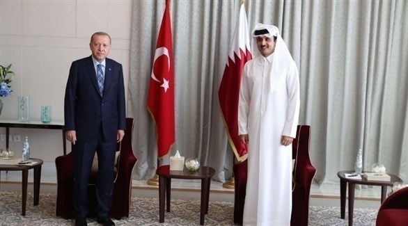 أمير قطر الشيخ تميم بن حمد و الرئيس رجب طيب أردوغان الخميس في الدوحة (آراب ويكلي)