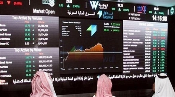متداولون في سوق الأسهم السعودية (أرشيف)