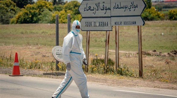 عامل في القطاع الصحي المغربي (أ ف ب)