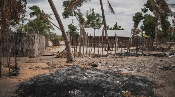 قرية في موزمبيق أحرقها متطرفون (أرشيف)