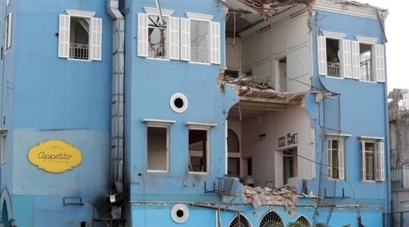 مقهى في بيروت بعد انفجار المرفأ (أرشيف)