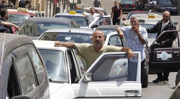 سائقو سيارات أجرة في بيروت (أرشيف)