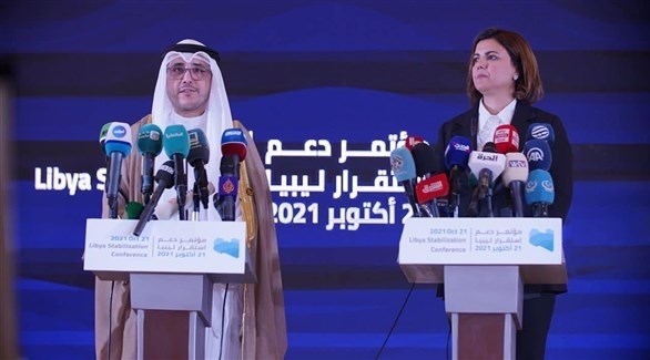 وزيرة الخارجية الليبية نجلاء المنقوش ونظيرها الكويتي أحمد الصباح في مؤتمرهما الصحافي (تويتر) 
