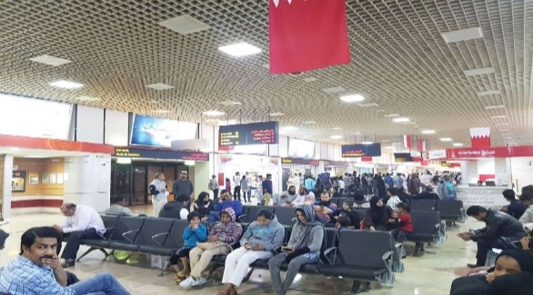 مسافرون في مطار البحرين الدولي (أرشيف)