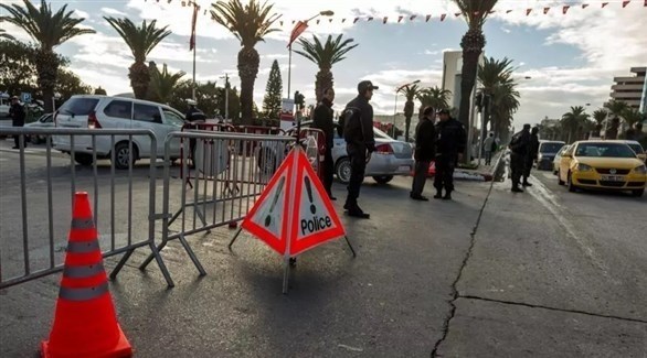 عناصر من الشرطة في العاصمة التونسية (غيتي)