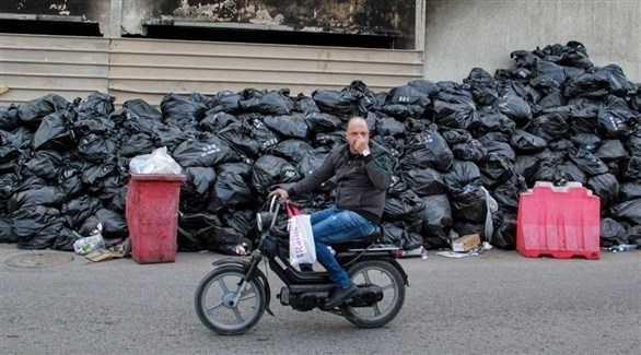 أطنان من النفايات في شوارع صفاقص التونسية (أرشيف)