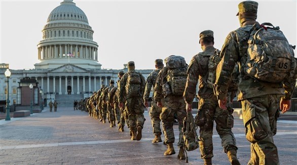 جنود من الحرس الوطني الأمريكي في الطريق إلى الكابيتول في واشنطن (أرشيف)