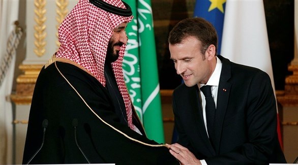 ولي العهد السعودي الأمير محمد بن سلمان والرئيس الفرنسي إيمانويل ماكرون (أرشيف)