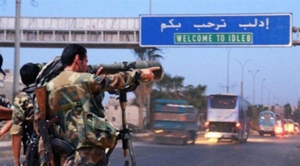 جندي سوري على طريق ادلب (أرشيف)