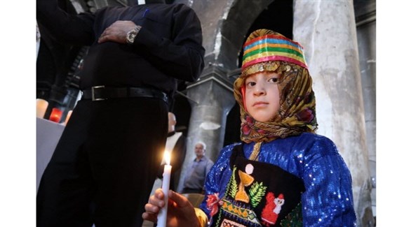 طفلة عراقية من طائفة السريان الكاثوليك في قره قوش بشمال العراق (أرشيف)