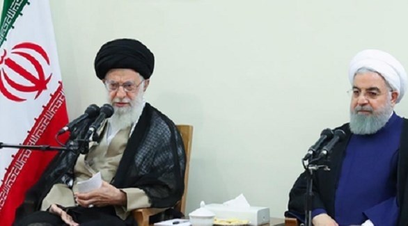 الرئيس الإيراني حسن روحاني والمرشد الأعلى علي خامنئي (أرشيف)
