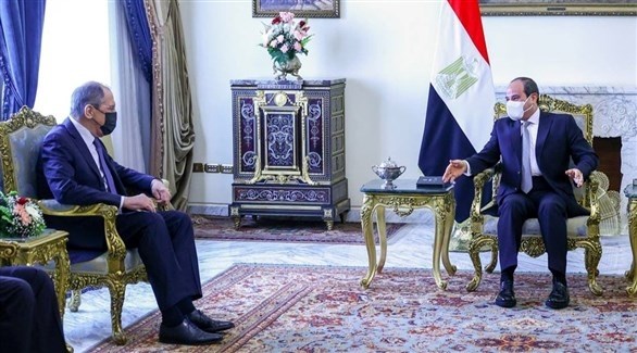 الرئيس المصري السيسي ووزير الخارجية الروسي لافروف (أرشيف)