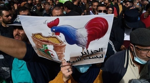 تظاهرة ضد فرنسا في الجزائر (أرشيف / غيتي)