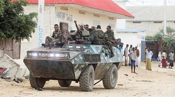جنود من الجيش الصومالي في مقديشو (رويترز)