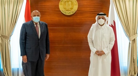 وزيرا الخارجية القطري محمد بن عبدالرحمن والمصري سامح شكري (تويتر) 