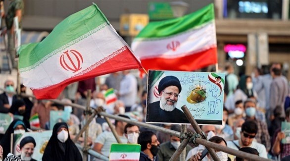 حشد من الإيرانيين في تجمع لرئيسي (أرشيف)