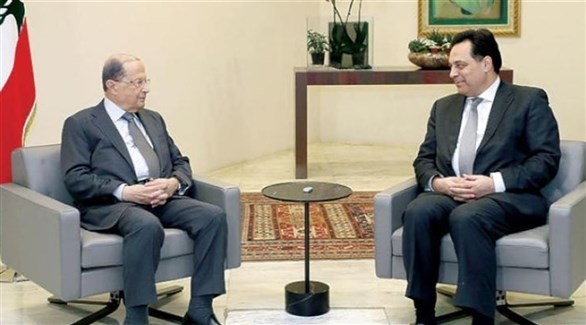 الرئيس اللبناني عون ورئيس الحكومة دياب (أرشيف)