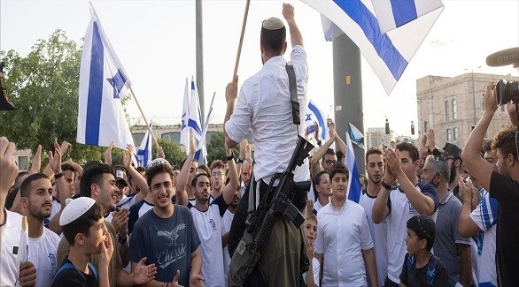 متطرفون يمينيون إسرائيليون في مسيرة سابقة في القدس (أرشيف)