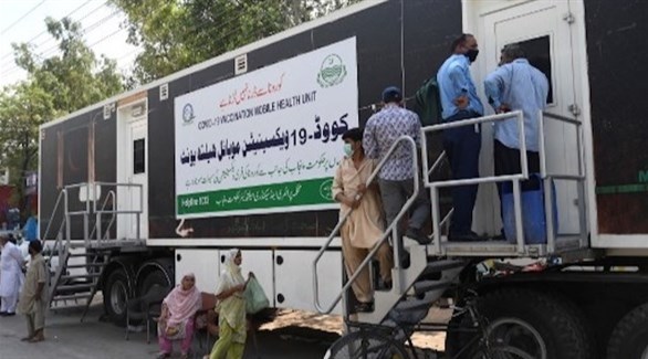 عربة متنقلة لفحص كورونا في باكستان (أرشيف)