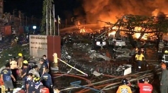 بالفيديو: انفجار عنيف يهز مصنع كيميائيات في تايلاند
