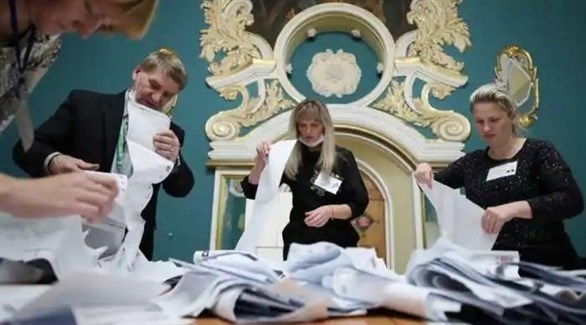 عمليات الفرز للانتخابات في روسيا (أرشيف)