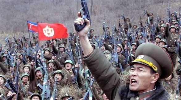 عسكري كوري شمالي يحشد جنوداً من جيشه (أرشيف)