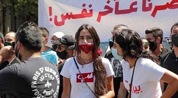 لبنانيون يتظاهرون ضد الفقر والفساد (أرشيف)