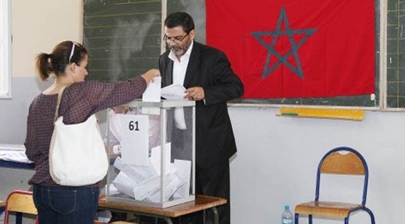 مغربية تدلي بصوتها في اقتراع سابق (أرشيف)
