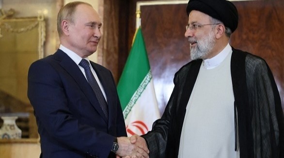 الرئيسان الإيراني إبراهيم رئيسي والروسي فلاديمير بوتين (أرشيف)