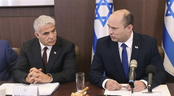 رئيس الوزراء الإسرائيلي يائير لابيد ورئيس الوزراء البديل نفتالي بينيت (أرشيف)