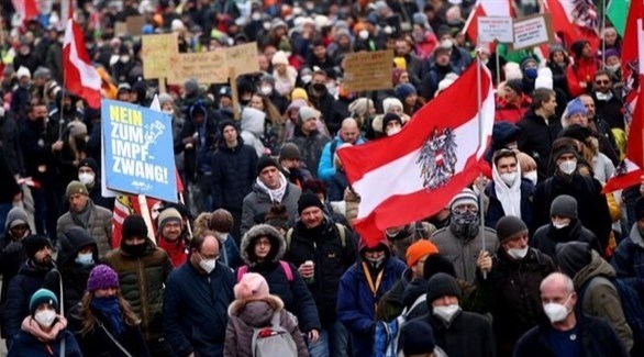 تظاهرة للمناهضين ضد اللقاح في بولندا (أرشيف)