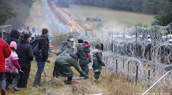 لاجئون على الحدود مع بيلاروسيا (أرشيف)