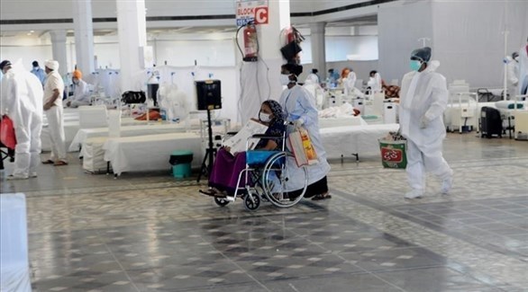 مستشفى للتعامل مع مصابي كورونا في الهند (رويترز)