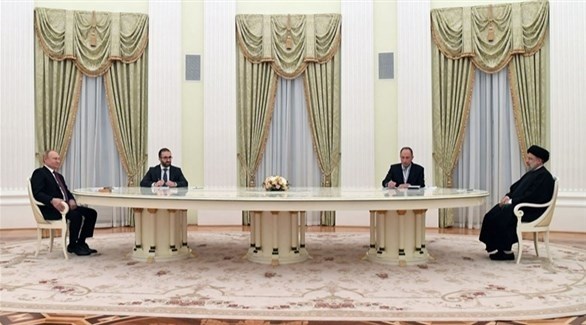 الرئيس الروسي فلايمير بوتين مع نظيره الإيراني إبراهيم رئيسي (أرشيف) 
