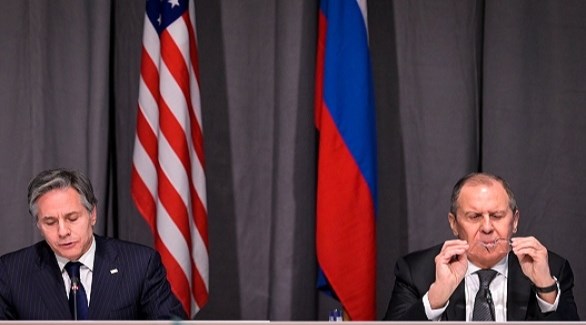 وزيرا الخارجية الروسي سيرغي لافروف والأمريكي أنتوني بلينكن (أرشيف)