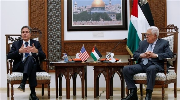 الرئيس الفلسطيني محمود عباس ووزير الخارجية الأمريكي أنتوني بلينكن (أرشيف)