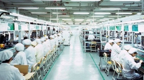 عاملات صينيات في مصنع إلكترونيات (أرشيف)