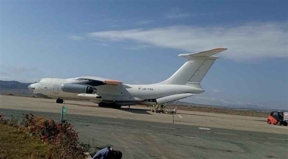  الإمارات ترسل طائرة تحمل 30 طناً من المواد الغذائية إلى ميكيلي بإقليم تيغراي (وام)