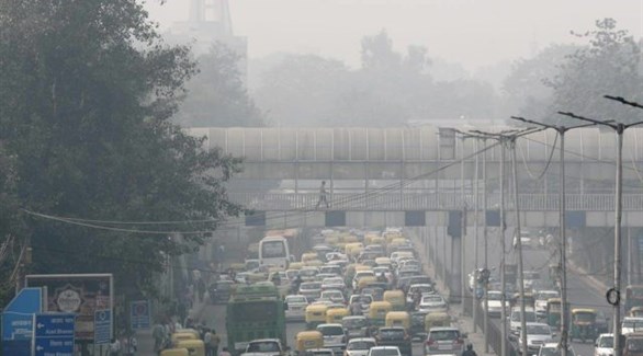 المصانع والمركبات سبب تلوث الهواء