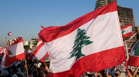 أعلام لبنانية في تظاهرات انتفاضة 17 أكتوبر.(أرشيف)