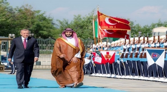 الرئيس التركي رجب طيب أردوغان وولي عهد السعودية الأمير محمد بن سلمان في أنقرة اليوم (واس)