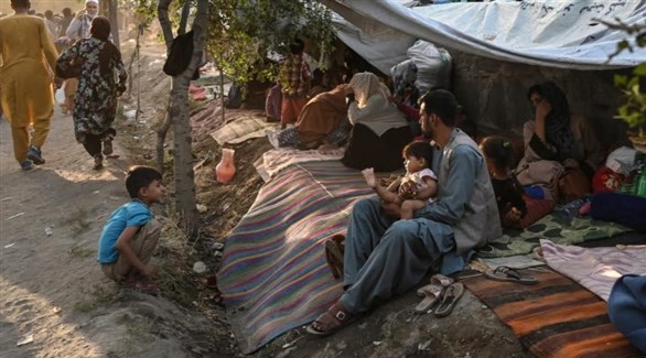 أفغان في مخيم عشوائي بعد الزلزال المدمر (أرشيف)
