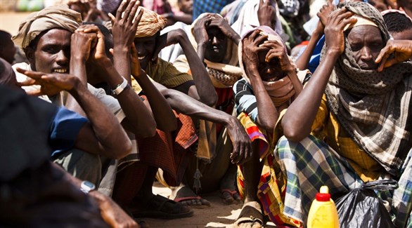 صوماليون ينتظرون مساعدة غذائية (أرشيف)