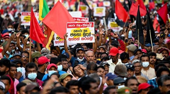 محتجون في سريلانكا (أرشيف)